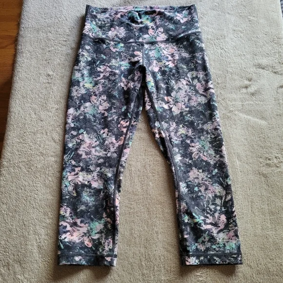 Lululemon Wunder Under Dappled Daze Multi size 8 - Picture 2 of 8